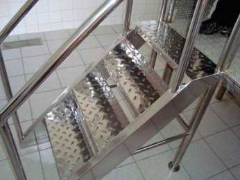 Distribuidor de Escada em Aço Inox